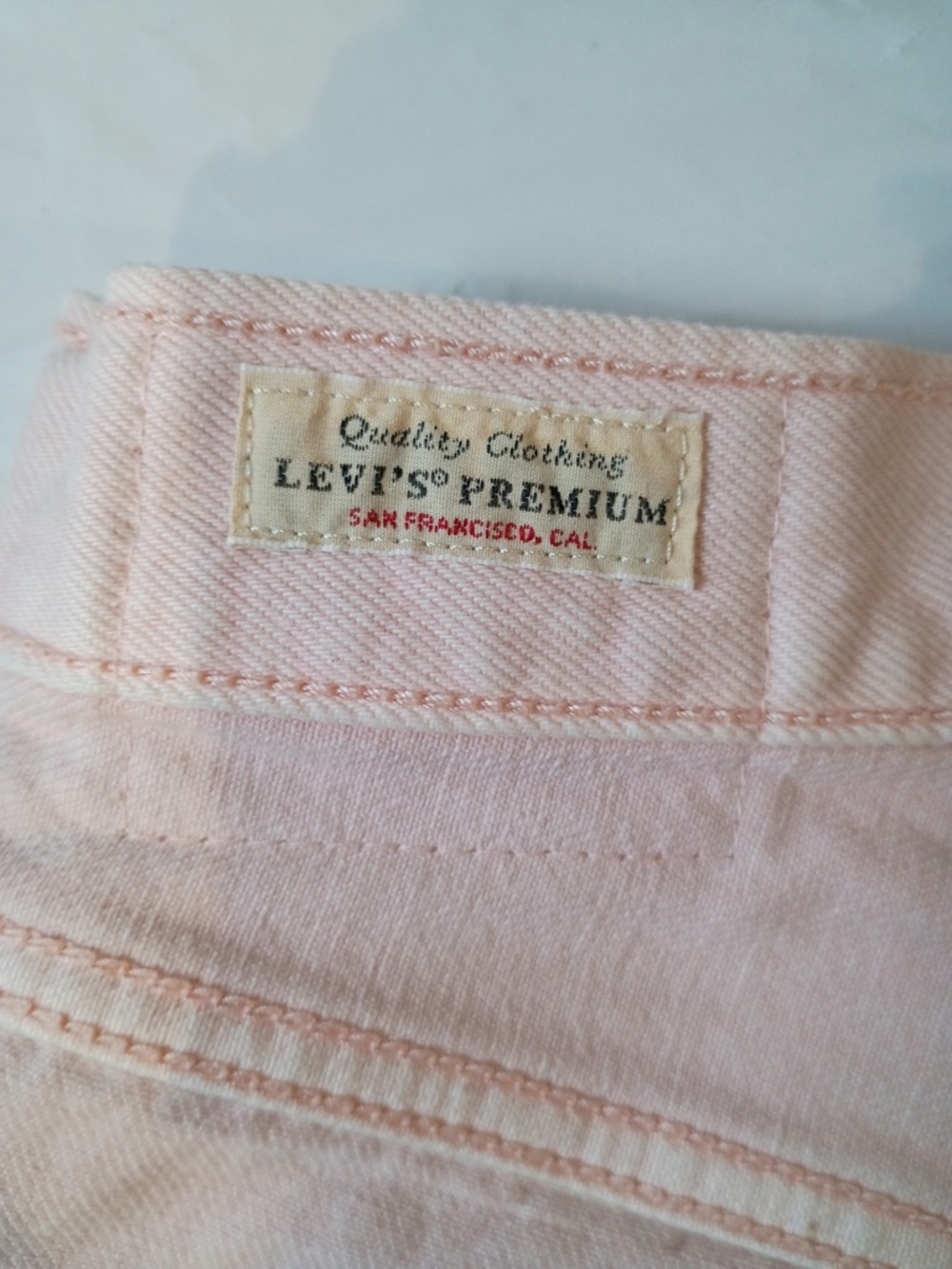 Levi’s 501 Premium Pink Denim Cut Off Shorts High Rise W28 - Picture 6 of 11